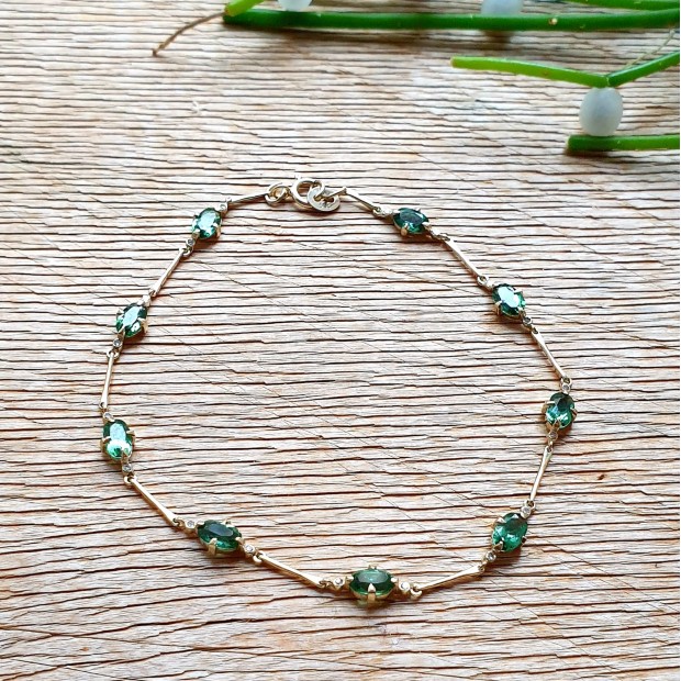 5 Octobre aukso apyrankė su turmalinais ir deimantais 5 Octobre aukso apyrankė su turmalinais ir deimantais